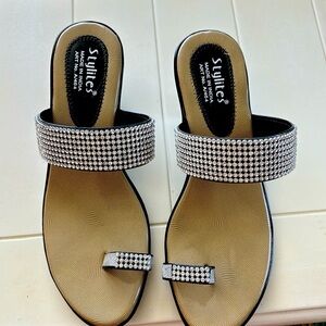 Like new sparkly heels. 2” heels. Very light weight. Worn only a couple of times